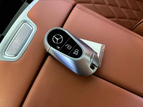 Certified 2023 Mercedes-Benz S 580 4MATIC Sedan image 15
