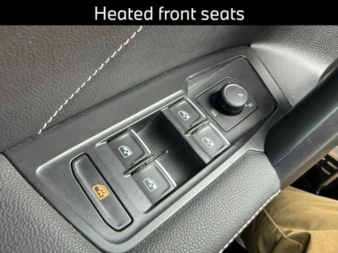 Used 2023 Volkswagen Tiguan SE R-Line FWD image 16