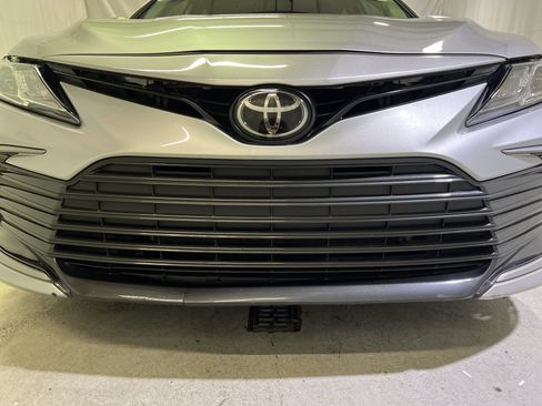 Used 2024 Toyota Camry LE w/ Convenience Package FWD image 4