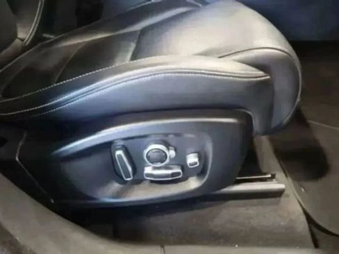 Used 2020 Jaguar F-PACE S image 45