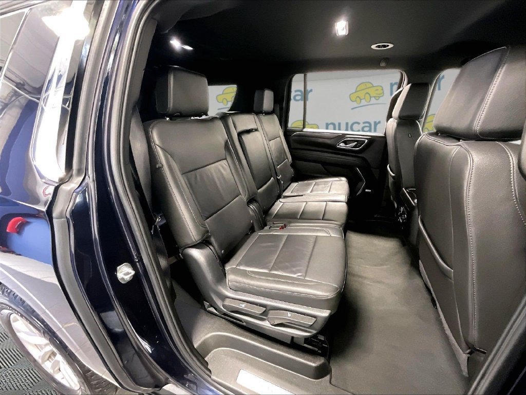 Used 2024 Chevrolet Suburban LT AWD/4WD image 16