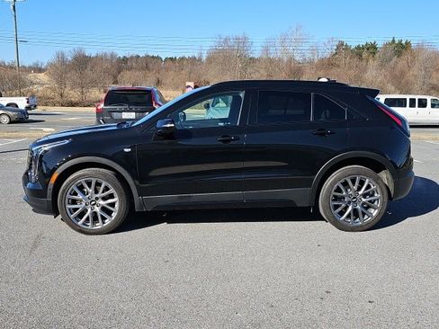 Used 2019 Cadillac XT4 Sport image 3