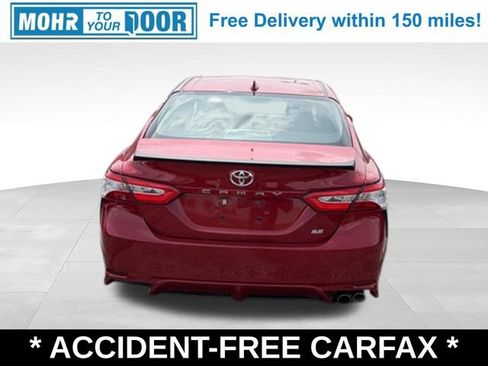 Used 2020 Toyota Camry SE w/ Convenience Package FWD image 4