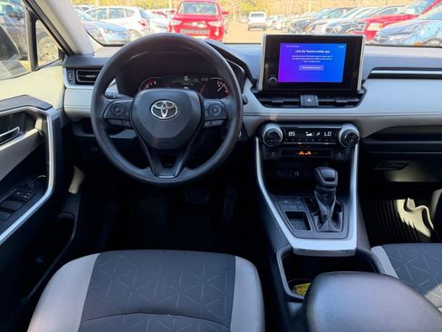 Used 2023 Toyota RAV4 XLE image 14