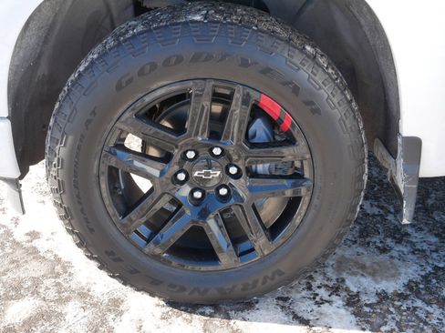 Used 2023 Chevrolet Silverado 1500 RST w/ Redline Edition image 15