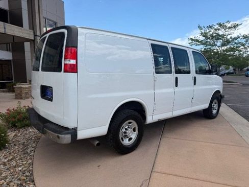 Used 2020 Chevrolet Express 2500 w/ Driver Convenience Package RWD image 6