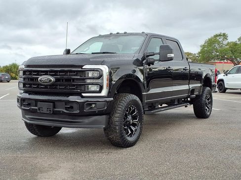 Used 2024 Ford F250 Lariat w/ Lariat Ultimate Package image 3