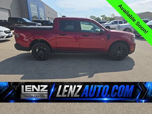 Used 2025 Ford Maverick XLT w/ Black Appearance Package AWD/4WD image 1