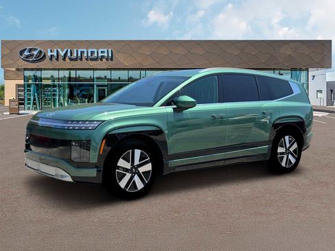 New 2026 Hyundai Ioniq 9 SEL image 2