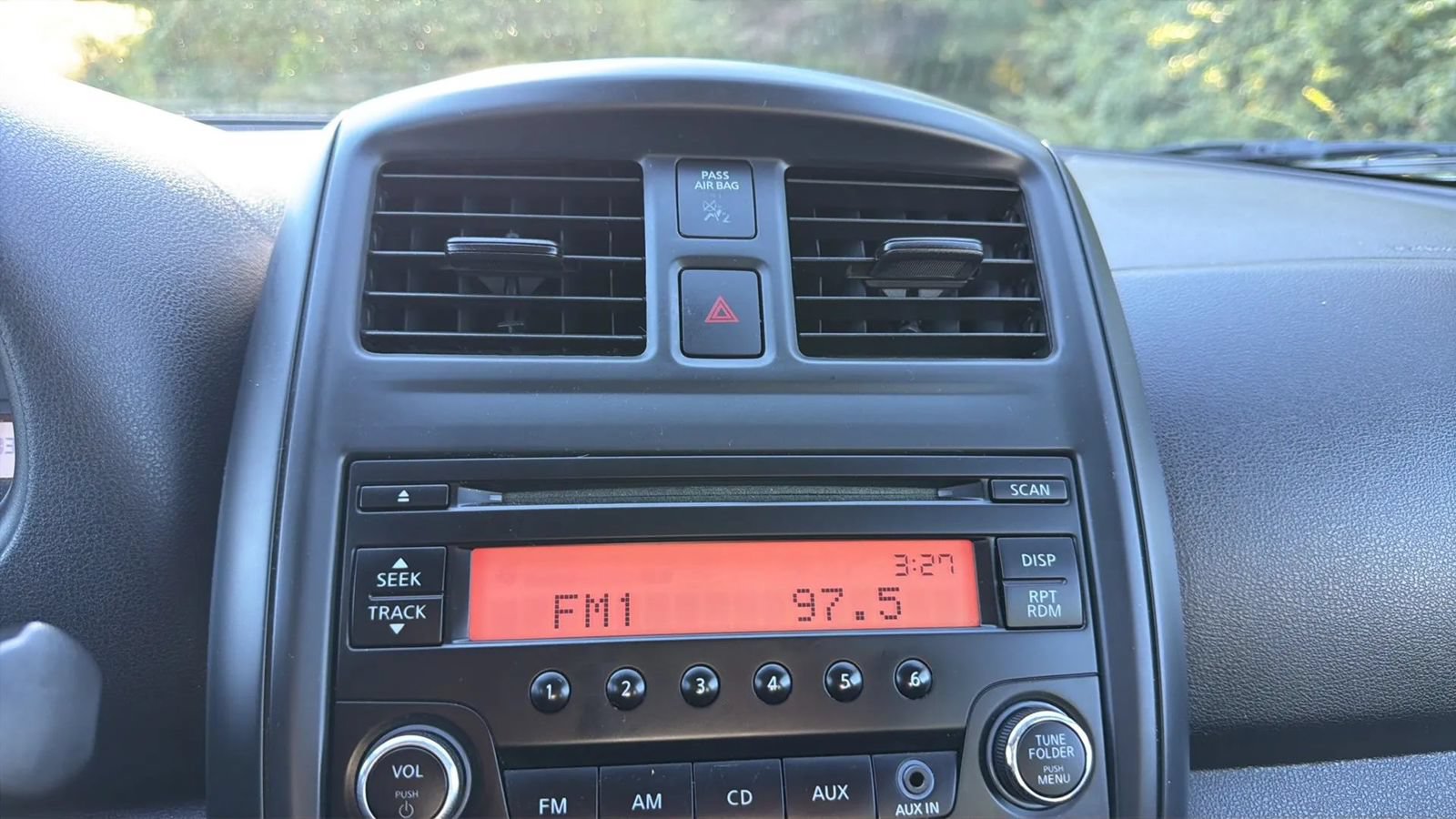 Used 2015 Nissan Versa S Plus FWD image 20