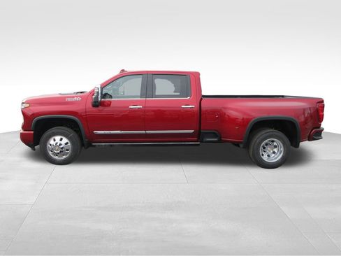 New 2026 Chevrolet Silverado 3500 High Country w/ High Country Premium Package image 2