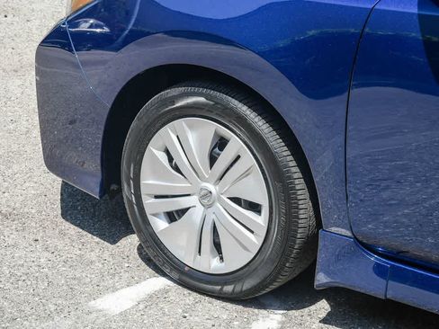 Used 2022 Nissan Leaf S FWD image 10