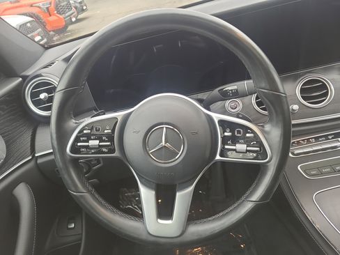 Used 2020 Mercedes-Benz E 450 4MATIC Sedan image 23