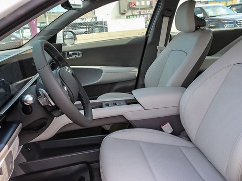 New 2025 Hyundai Ioniq 6 SEL image 18
