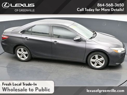 Used 2015 Toyota Camry LE image 19