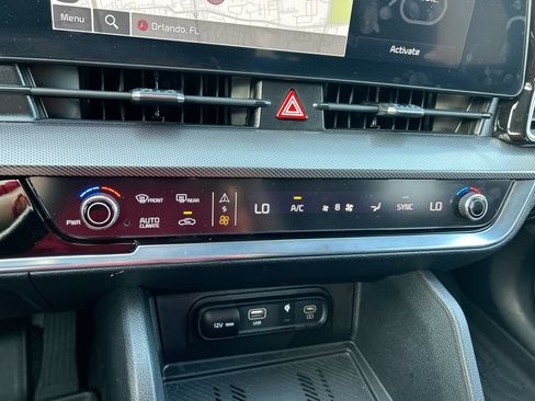 Used 2024 Kia Sportage SX FWD image 27