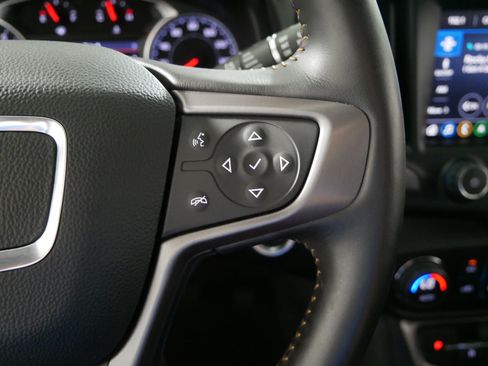 Used 2022 GMC Terrain AT4 w/ Infotainment Package II AWD/4WD image 28