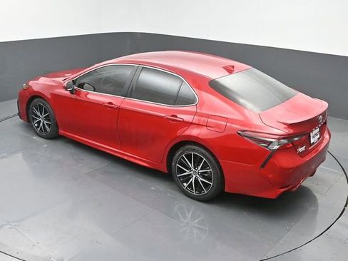 Used 2023 Toyota Camry SE image 31