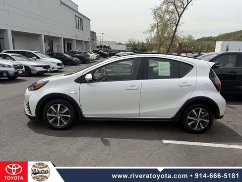Used 2019 Toyota Prius C w/ Carpet Mat Package FWD image 8