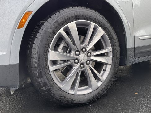 Certified 2025 Cadillac XT5 Premium Luxury image 10