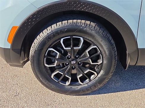 Used 2022 Hyundai Santa Cruz SEL w/ Activity Package image 6