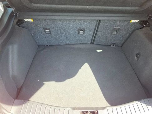 Used 2015 Ford Focus SE FWD image 18