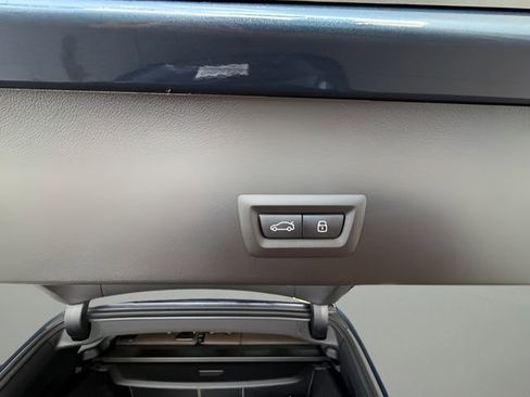 Used 2026 BMW X3 xDrive30 w/ Premium Package image 24