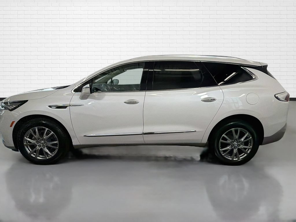 Used 2023 Buick Enclave Essence w/ Experience Buick Package AWD/4WD image 6