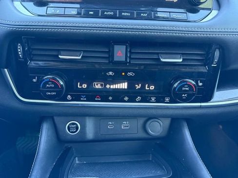 Certified 2023 Nissan Rogue SL w/ SL Premium Package image 20