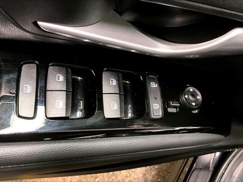 Used 2022 Hyundai Tucson Limited w/ Cargo Package AWD/4WD image 32