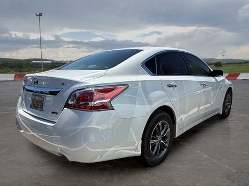 Used 2014 Nissan Altima 2.5 S FWD image 3