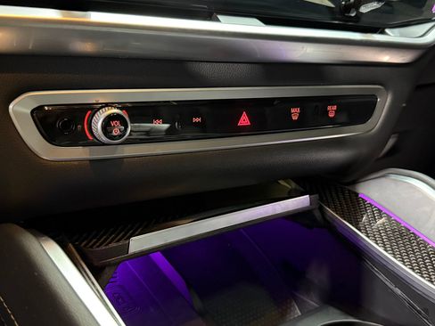 Used 2025 BMW X6 M60i image 15