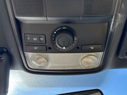 Used 2012 Volkswagen GTI Base image 40