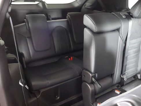 New 2026 Mitsubishi Outlander SE image 39