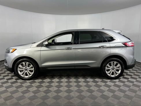 Used 2024 Ford Edge Titanium image 11