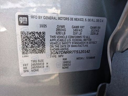 New 2026 Chevrolet Equinox EV LT AWD/4WD image 17