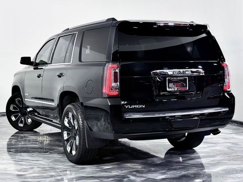 Used 2019 GMC Yukon Denali w/ Denali Ultimate Package AWD/4WD image 11