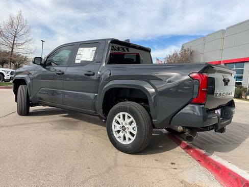 New 2026 Toyota Tacoma SR5 image 8