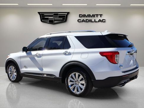 Used 2024 Ford Explorer King Ranch w/ Technology Package image 3