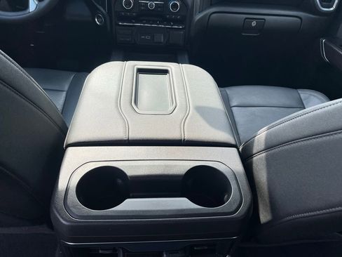 Used 2022 Chevrolet Silverado 1500 LTZ w/ Z71 Off-Road Package image 22