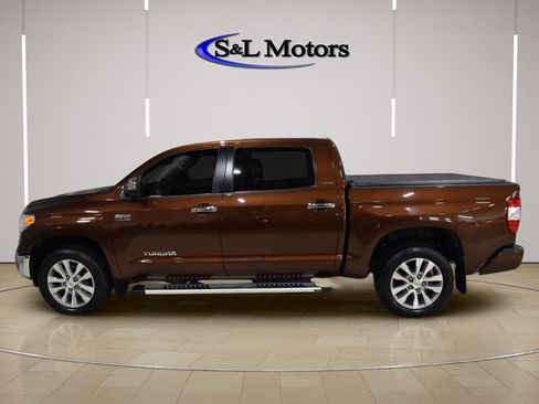 Used 2016 Toyota Tundra Limited w/ Limited Premium Package AWD/4WD image 4