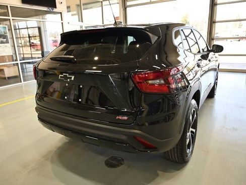 New 2026 Chevrolet Trax RS image 5