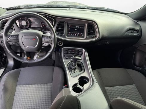 Used 2021 Dodge Challenger GT w/ Blacktop Package image 9