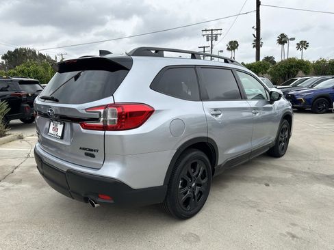 Certified 2025 Subaru Ascent Bronze Edition w/ Popular Package #2 AWD/4WD image 4