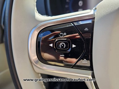 Used 2024 Volvo XC90 T8 Plus w/ Protection Package Premier image 12