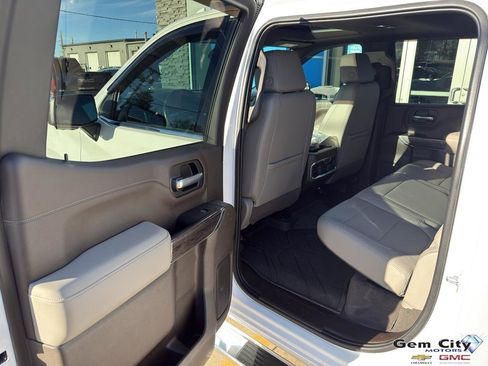 Used 2020 Chevrolet Silverado 1500 LTZ w/ Technology Package image 9