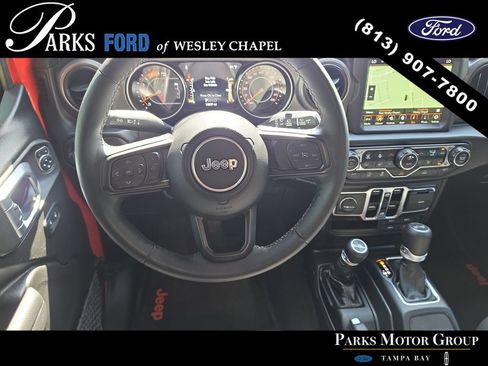 Used 2023 Jeep Wrangler Unlimited Sport w/ Sun And Sound Package AWD/4WD image 11