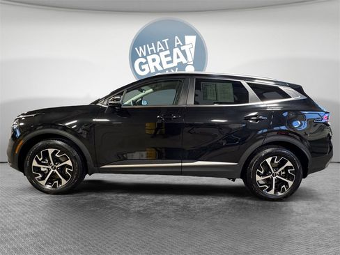 Certified 2023 Kia Sportage EX image 7