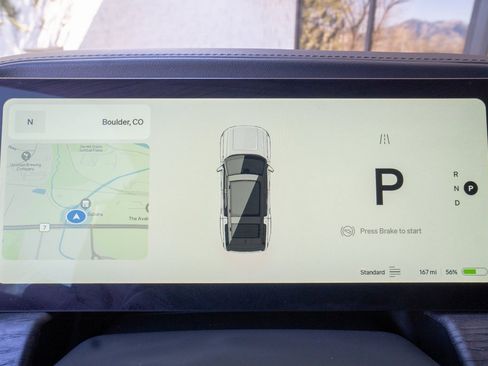 Used 2024 Rivian R1S Adventure image 13