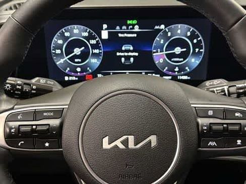 Used 2025 Kia Sportage X-Pro Prestige AWD/4WD image 16